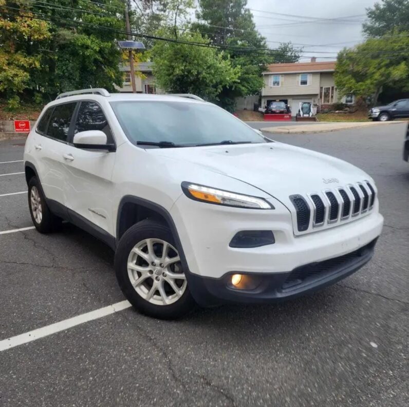 2016 Jeep Cherokee – Latitude
